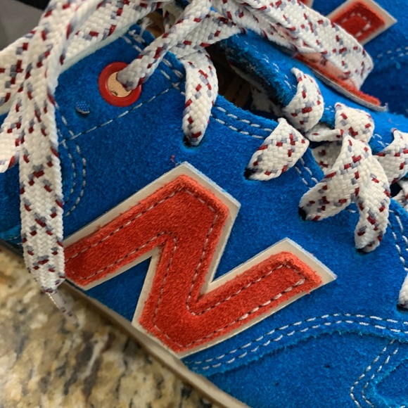 New Balance 996 Blue Red Suede Sneakers - Picture 6 of 9